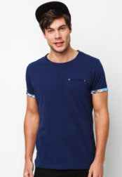 Roll sleeve round neck tee