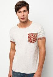 Round Neck Tee With Paisley Print pocket